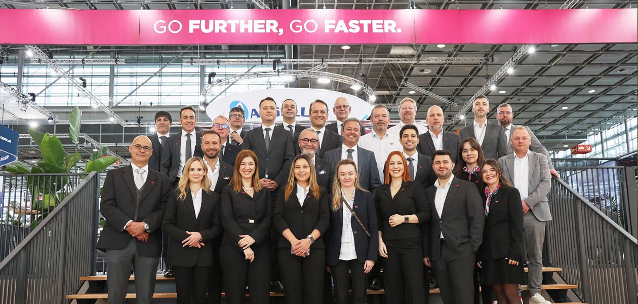 unbeatable week boot dusseldorf mallorca naval