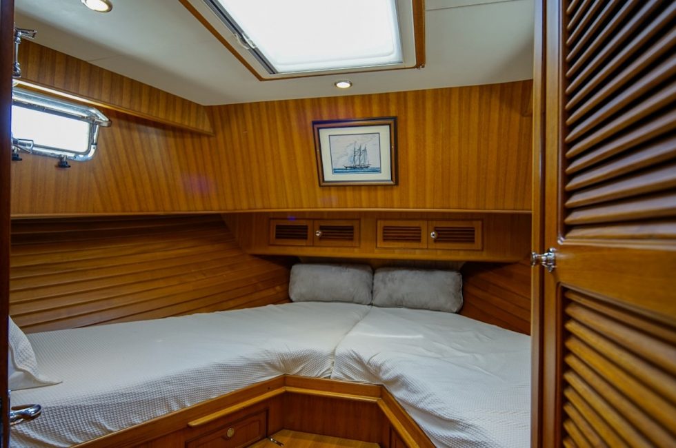 Erin-Leigh-030-1800x1013-980x650